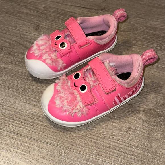 Nike Other - Nike Toddler Pink Furry hook and loop Sneakers Size 7C Made For Play Shoes